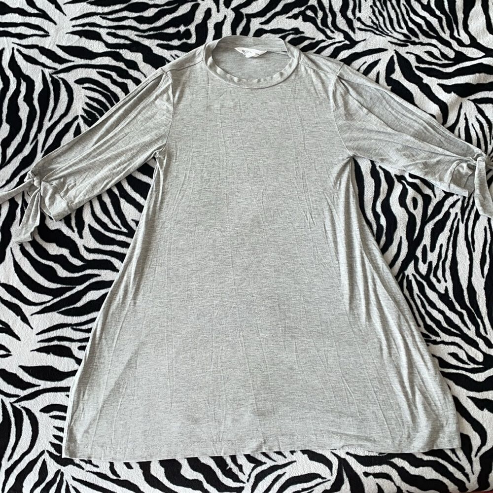 BCBGeneration crew neck 3 quarter slit tie open sleeve rayon mini dress